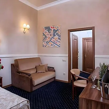 Amsterdam Hotel 4*