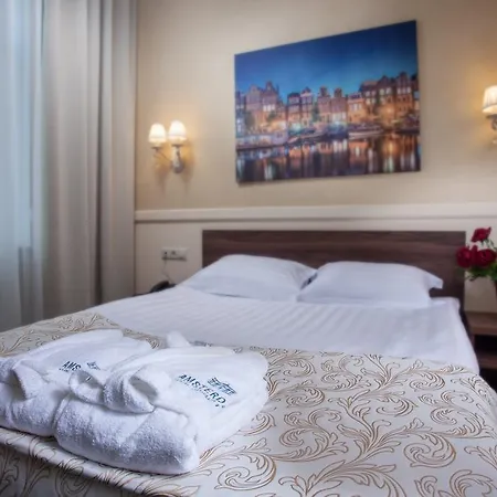Amsterdam 4*